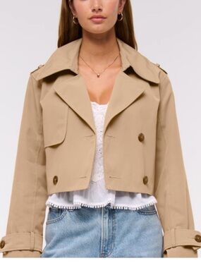 Women's Abercrombie & Fitch Cropped Trench Coat in Caramel